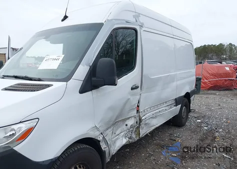 2019 Mercedes-Benz Sprinter 2500 Standard Roof V6 z USA, uszkodzony, nr VIN WD3PF0CD5KP055348